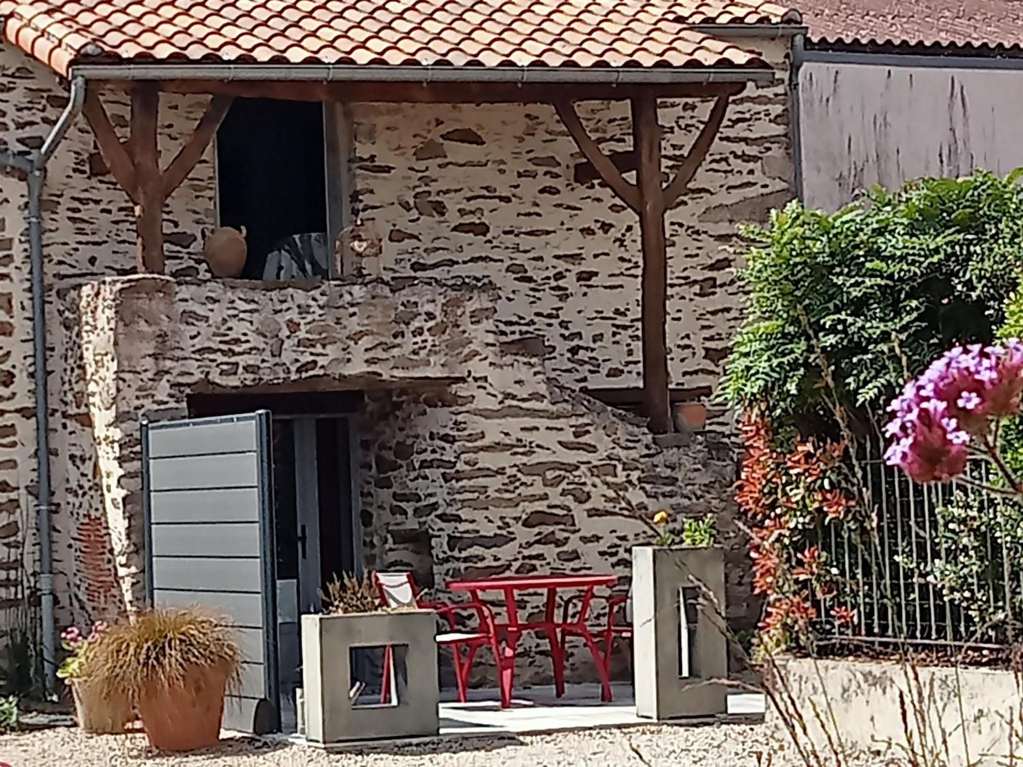 Gite De Charme Avec Velos Dans Un Village Viticole Proche Clisson Et Puy Du Fou - Fr-1-306-818 Monnieres  Экстерьер фото